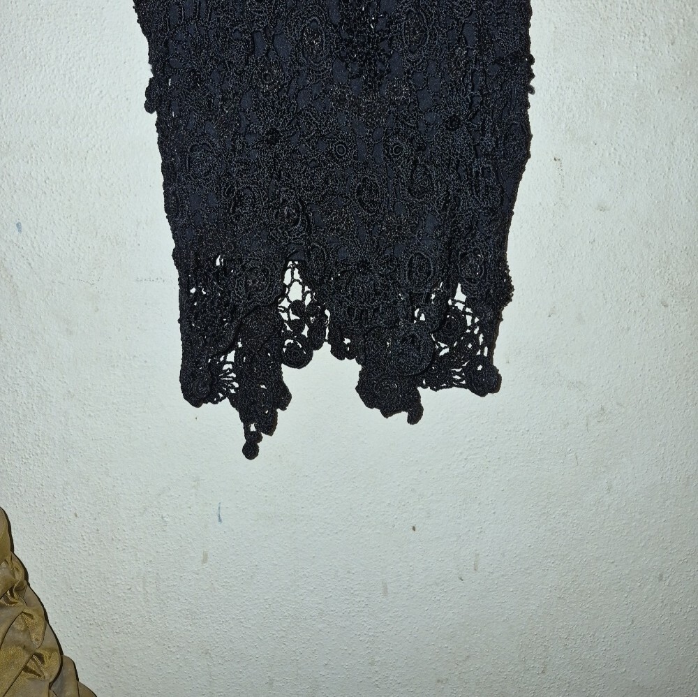 Vintage Black Crochet Lace V-Neck Asymetrical Women’s Dress - Picture 6 of 16